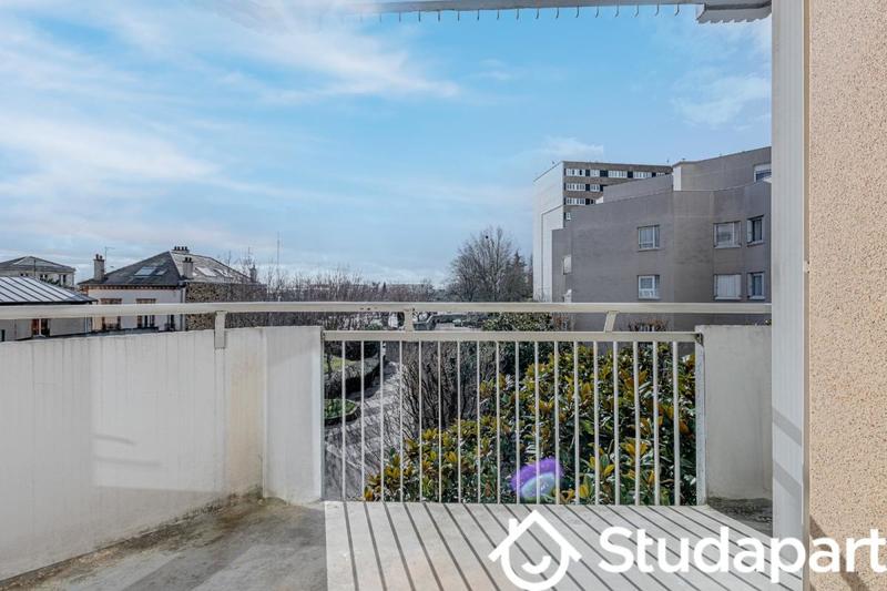 Chambre - 10 m² - 1 pièce