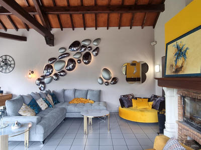 Propriété - 660 m² - 20 pièces