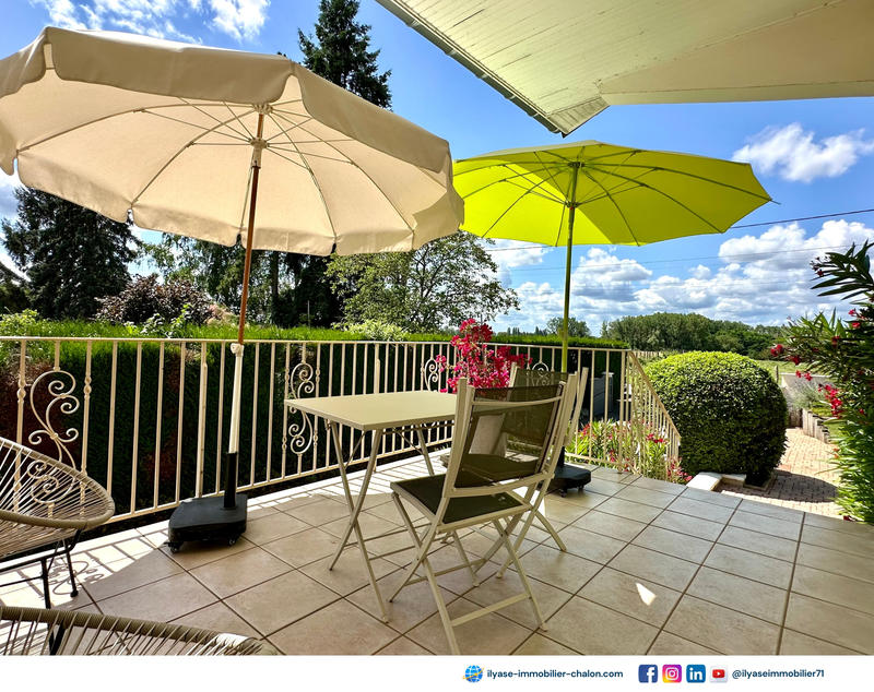 Maison - 160 m² - 8 pièces