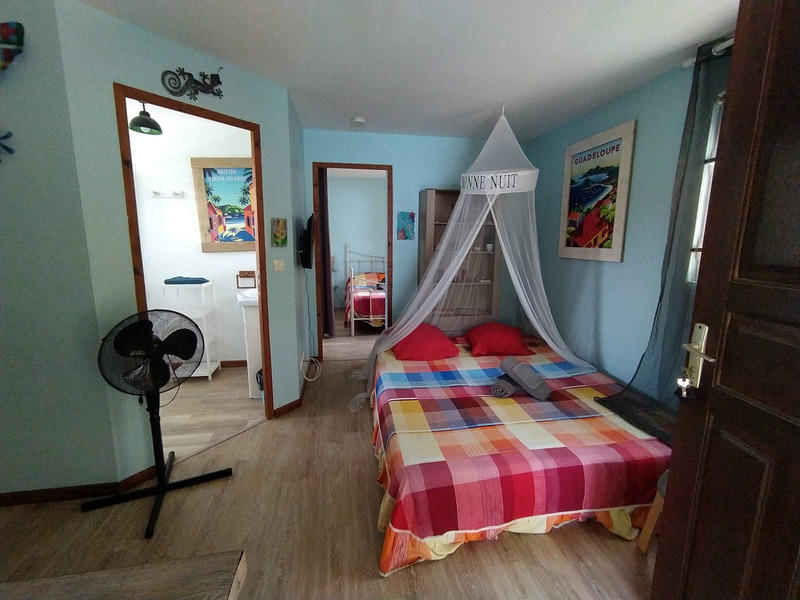 Maison - 170 m² - 8 pièces