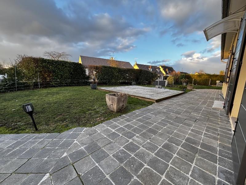 Pavillon - 150 m² - 6 pièces