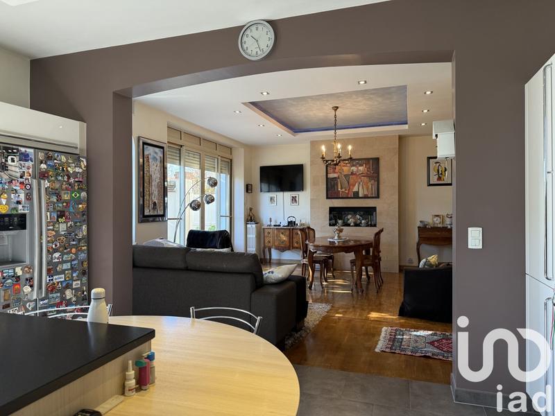 Maison - 182 m² - 7 pièces