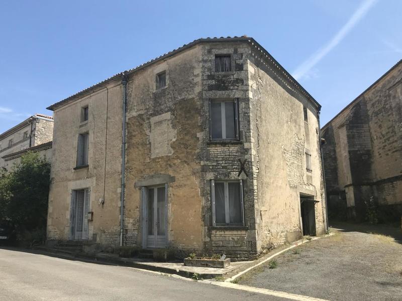 Maison en pierre - 115 m² - 4 pièces