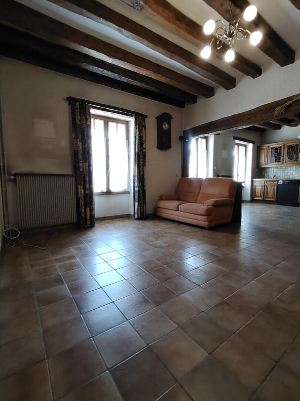 Maison - 177 m² - 6 pièces