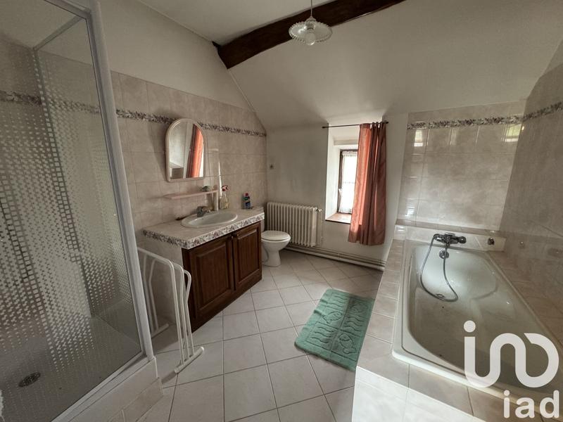 Maison - 280 m² - 7 pièces