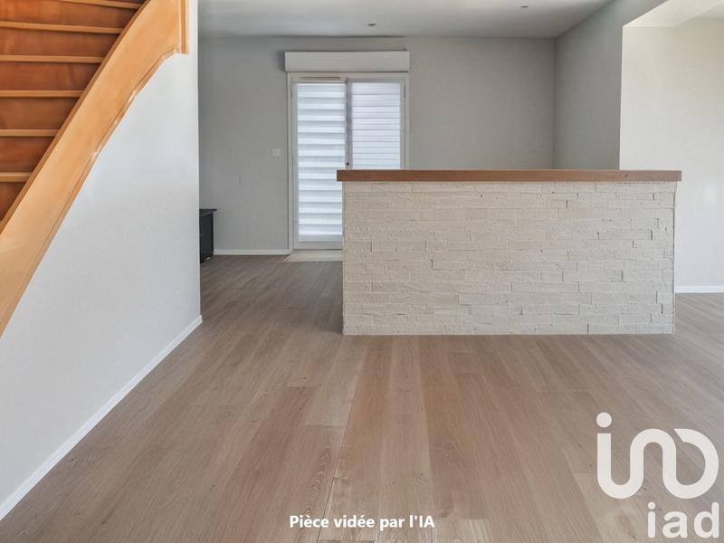 Maison - 98 m² - 4 pièces