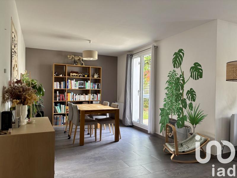 Maison - 121 m² - 5 pièces