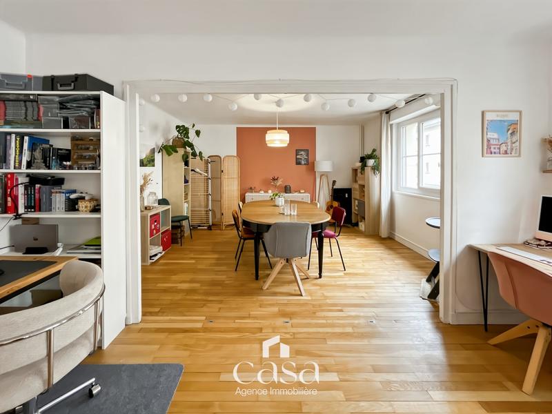 Appartement - 95 m² - 4 pièces