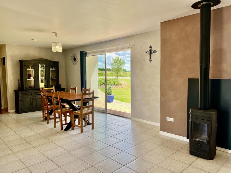 Maison traditionnelle - 150 m² - 5 pièces