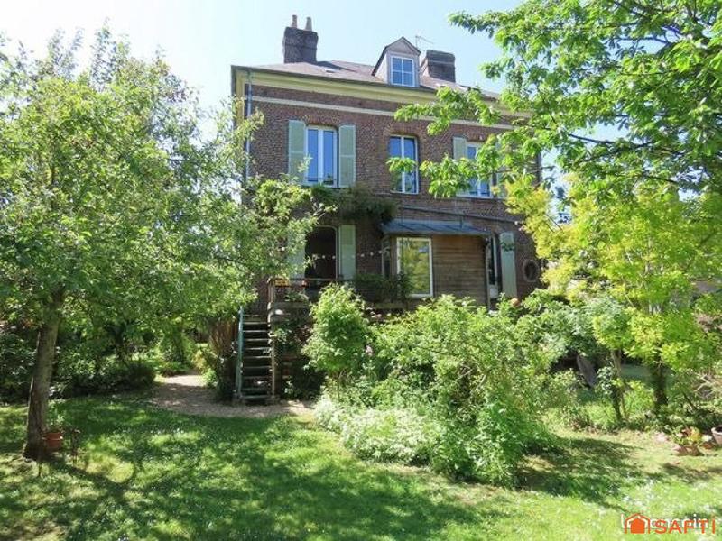 Maison de maîtres - 175 m² - 9 pièces