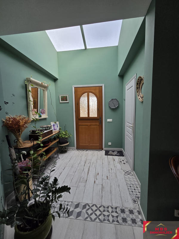 Propriété - 202 m² - 5 pièces