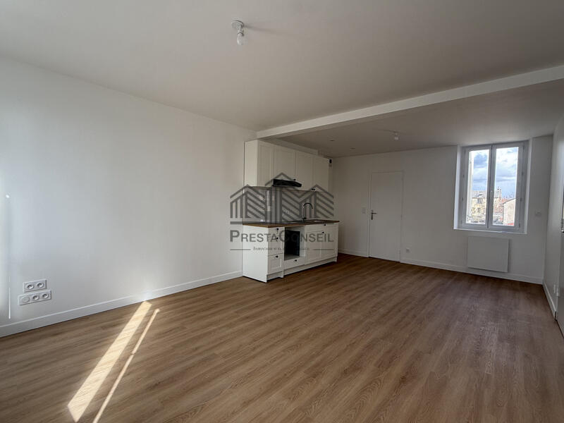 Appartement - 67 m² - 4 pièces