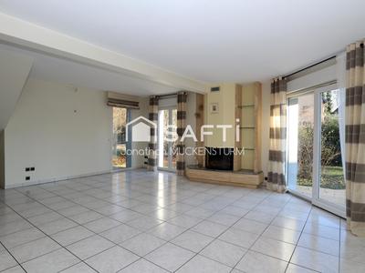 Maison - 139 m² - 5 pièces