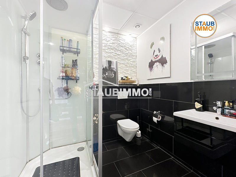 Appartement - 200 m² - 5 pièces