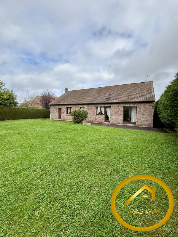 Maison - 110 m² - 4 pièces