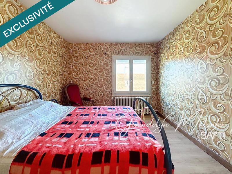 Maison - 277 m² - 11 pièces