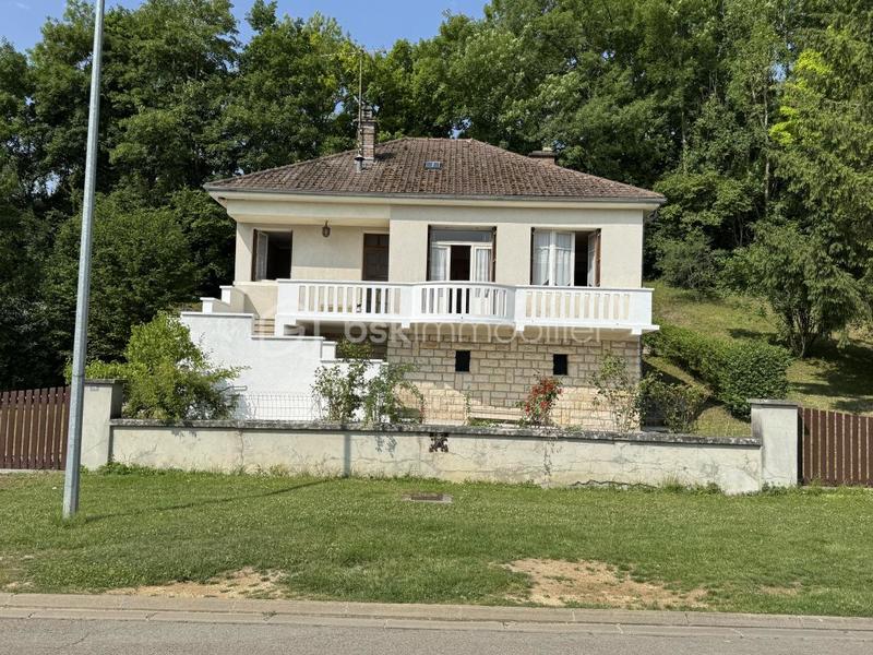 Maison traditionnelle - 83 m² - 4 pièces