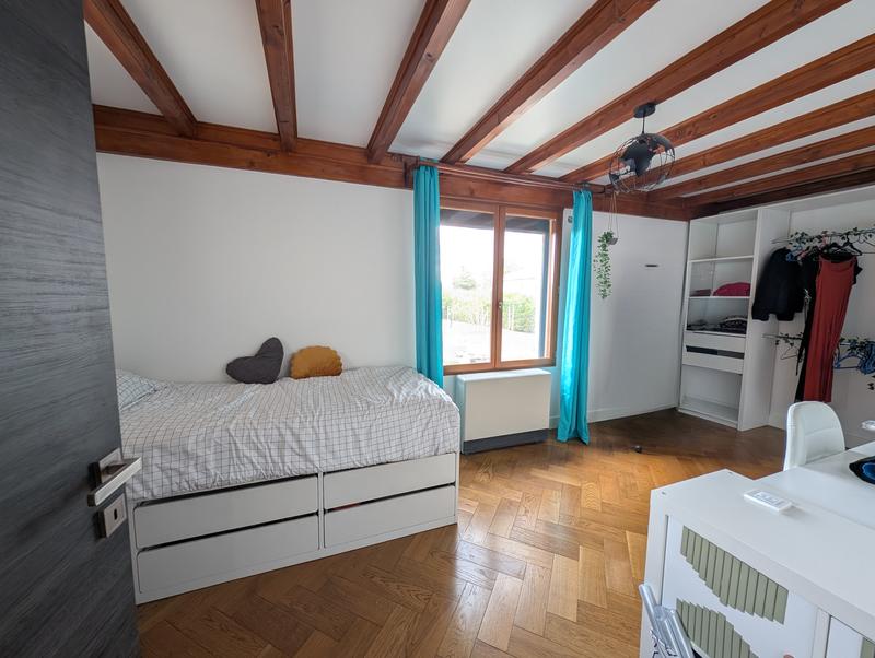 Maison - 208 m² - 10 pièces