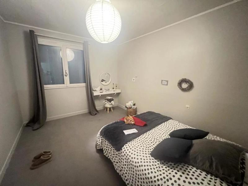 Entrepôt - 1 000 m² - 6 pièces