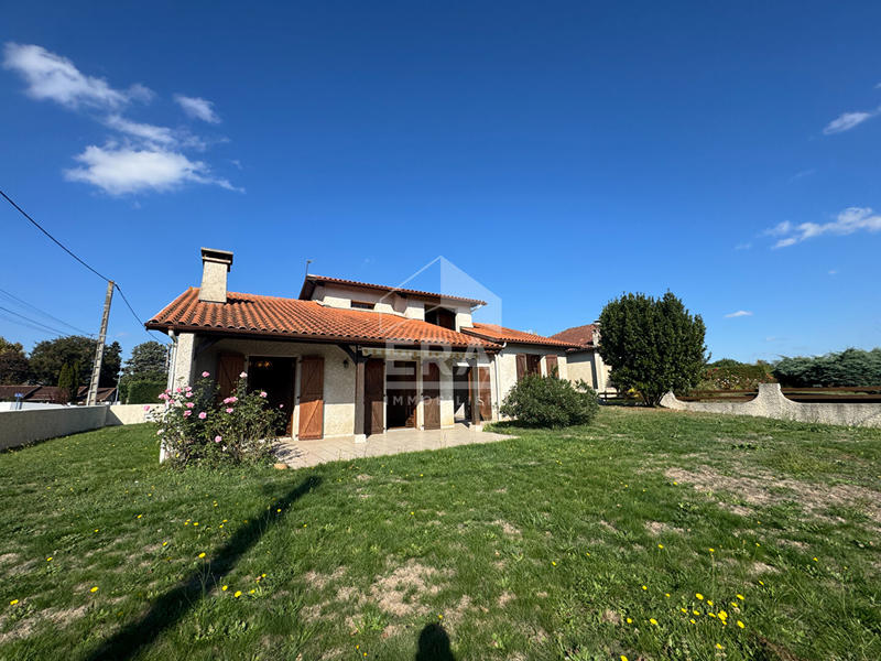 Maison - 143 m² - 6 pièces