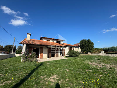 Maison - 143 m² - 6 pièces