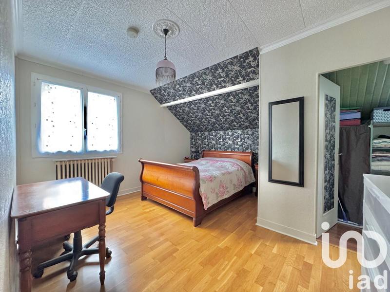 Maison - 90 m² - 5 pièces