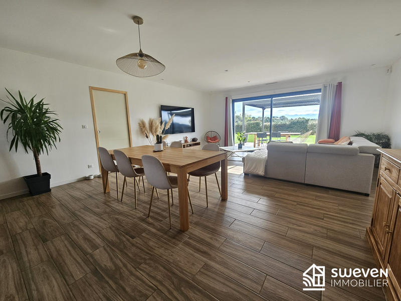 Maison - 112 m² - 4 pièces