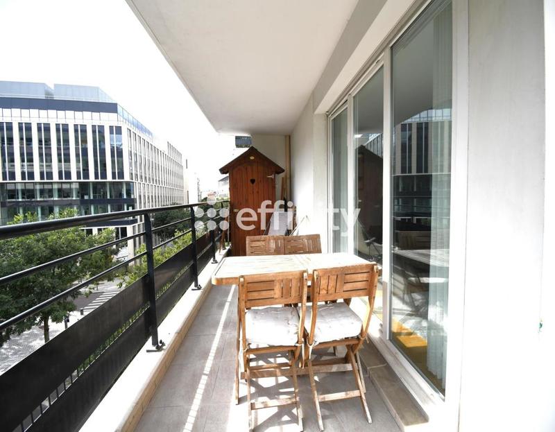 Appartement - 97 m² - 4 pièces