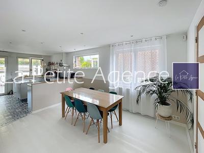 Maison - 100 m² - 5 pièces