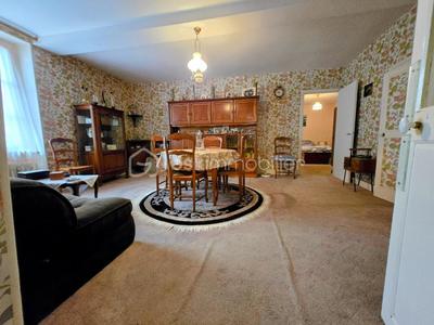 Maison en pierre - 185 m² - 6 pièces