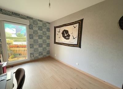 Appartement - 94 m² - 5 pièces
