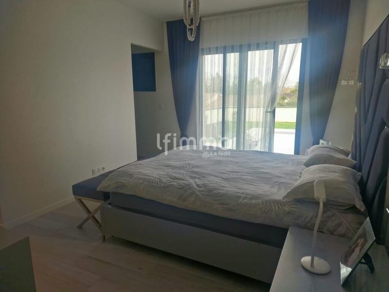 Maison - 145 m² - 4 pièces