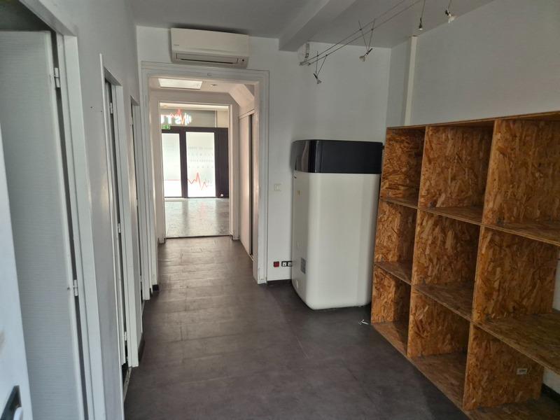 Local commercial - 220 m²