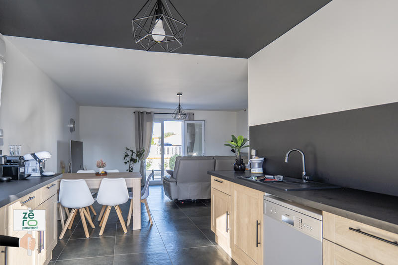 Maison - 83 m² - 4 pièces