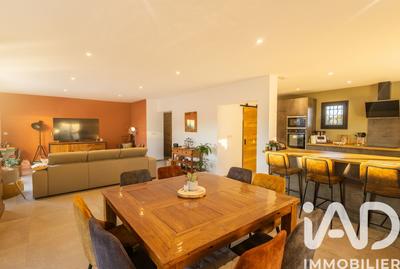 Maison de village - 142 m² - 4 pièces