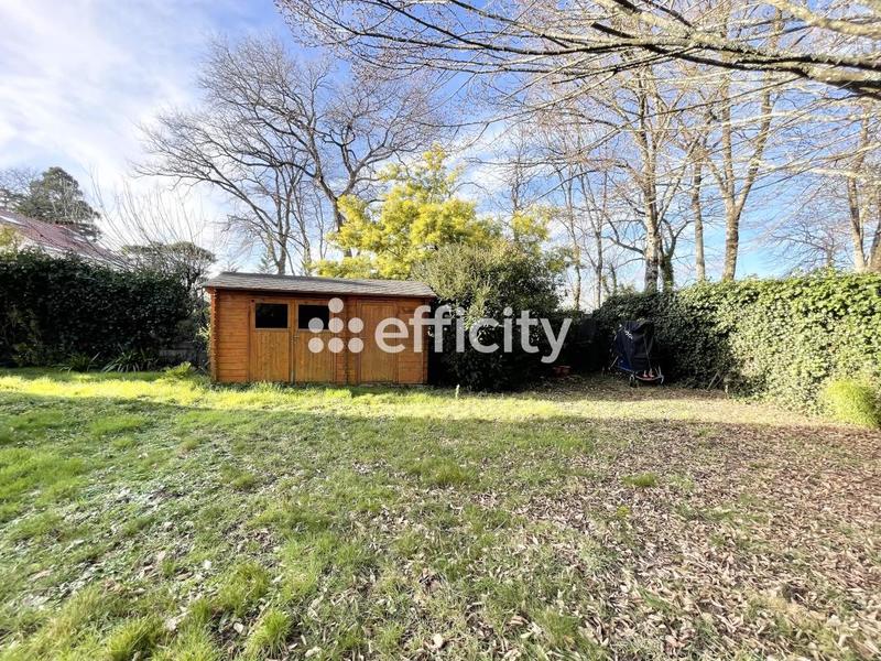 Pavillon - 175 m² - 9 pièces