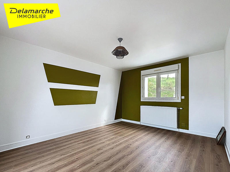 Maison - 256 m² - 10 pièces