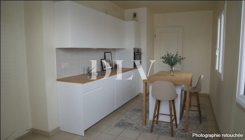 Appartement - 94 m² - 4 pièces