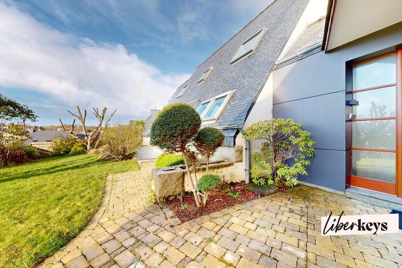 Propriété - 175 m² - 13 pièces