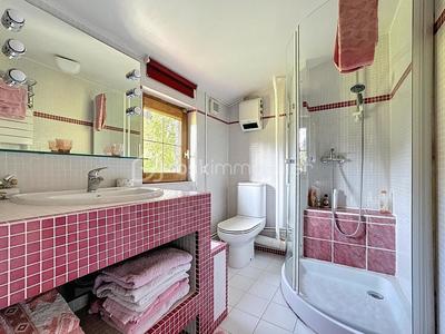 Propriété - 290 m² - 10 pièces