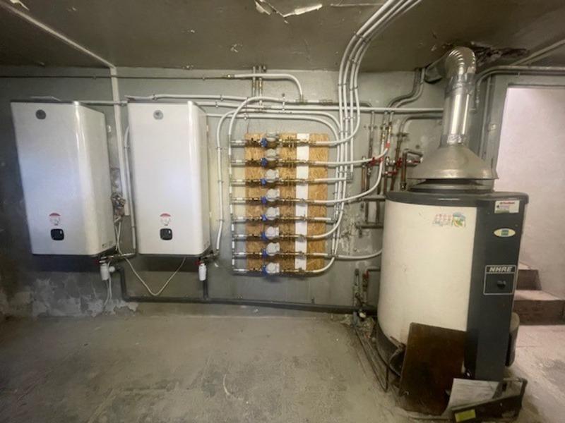 Immeuble - 214 m² - 14 pièces