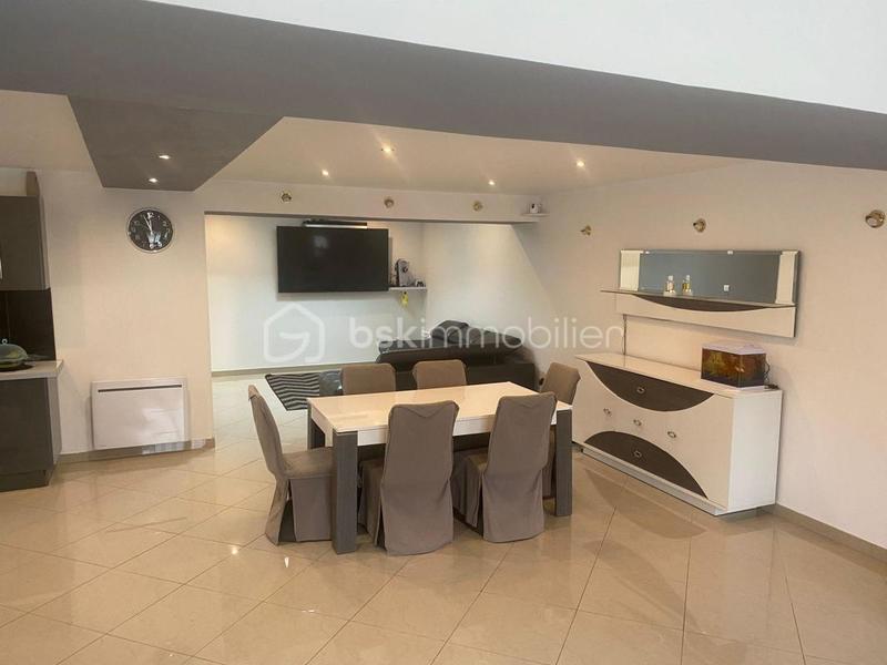 Propriété - 156 m² - 5 pièces