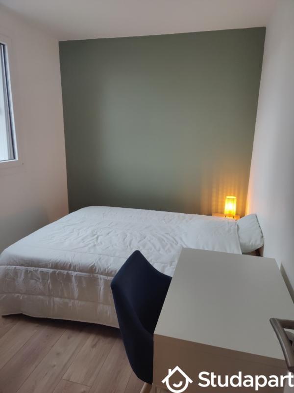 Chambre - 9 m² - 1 pièce