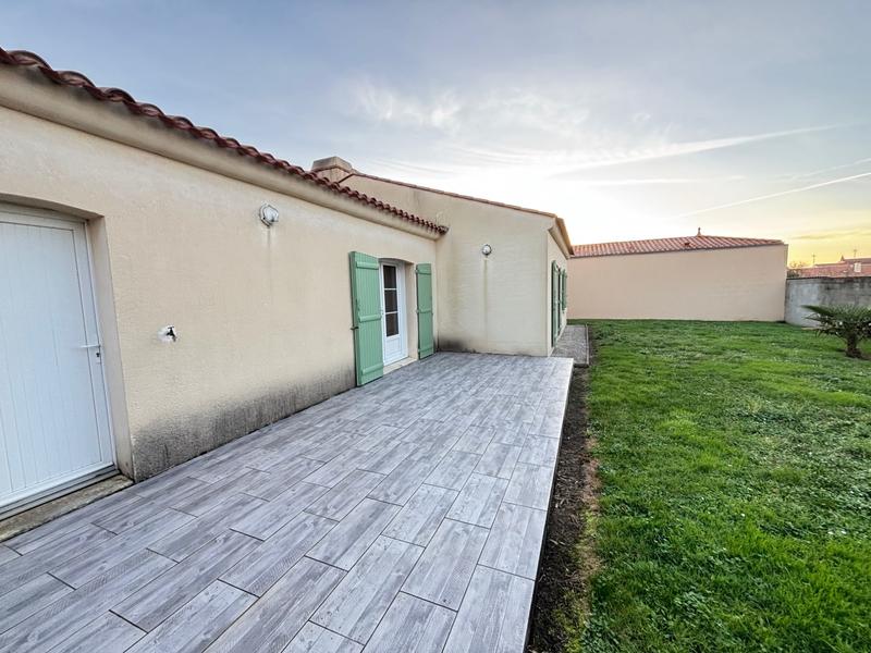 Maison - 98 m² - 4 pièces