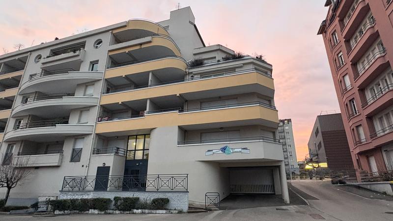 Parking / Garage - 17 m²