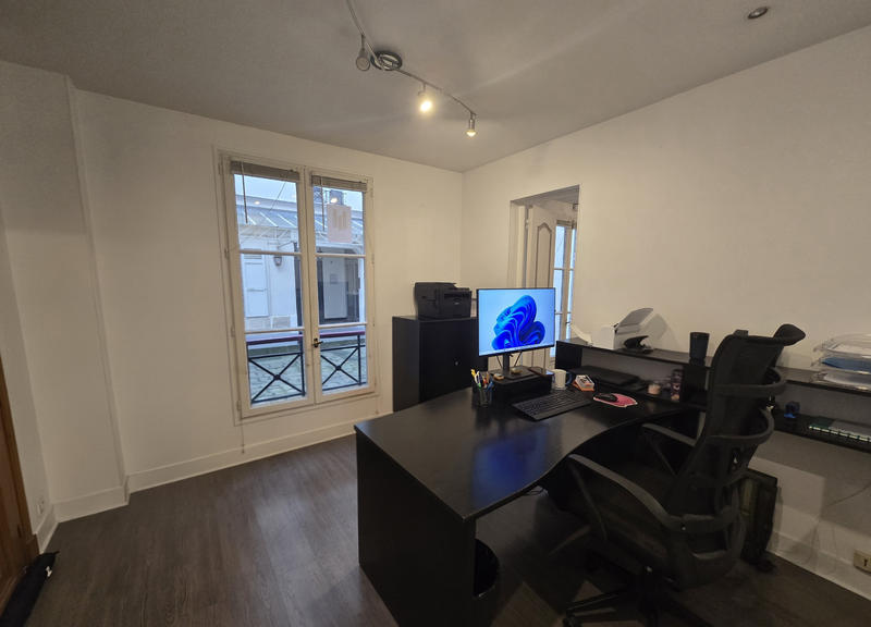 Bureau - 40 m² - 4 pièces