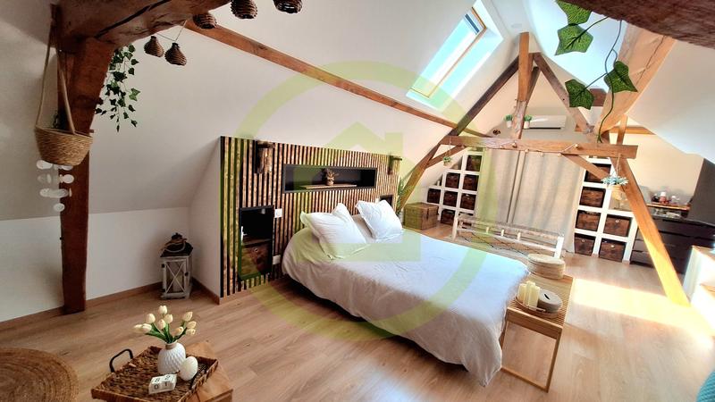 Maison - 217 m² - 8 pièces