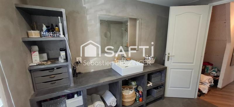 Maison - 140 m² - 8 pièces