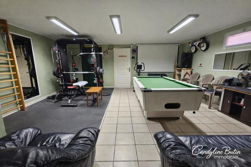 Villa - 200 m² - 7 pièces