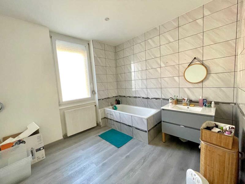 Maison jumelée - 82 m² - 4 pièces